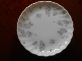 * Wedgwood Fine Bone China April Flowers 4&quot; Trinket Dish Plate Saucer Tray - £15.63 GBP