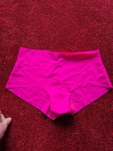 Ladies Medium Pink Shorts - $2.54