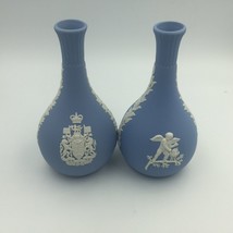 Wedgwood Pair of Jasperware 5 1/4&quot; Cherubs Bud Blue Vase - £78.18 GBP