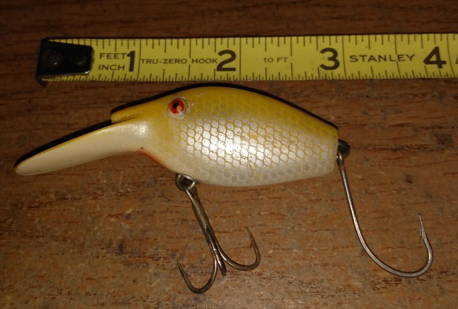Vintage Pre Rapala Storm Deep Running Fishing Lure Yellow White Raised Eyes - $7.50