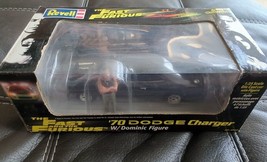 Revell The Fast and the Furious &#39;70 Dodge Charger Black 1:25 Dominic Figure NIB - £53.14 GBP
