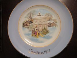 Compatible with WEDGWOOD Collector Plate Compatible with Avon CAROLERS in The Sn - £30.04 GBP