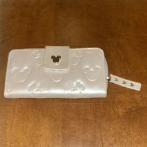 MINNIE &amp; MICKEY Pearl White Zip Around Wallet DISNEY PARKS Shangai A1 - $19.55