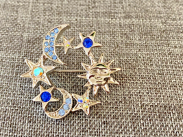 Vintage Lovely Silver Tone Blue &amp; Borealis Rhinestone Moon Sun Stars Brooch Pin - £18.19 GBP