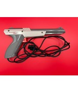 Vintage 1985 Nintendo Zapper Light Gun NES Accessory Gray Red Trigger Un... - $263.26 MXN