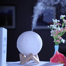 3D Moon Light Humidifier Household - £24.84 GBP+