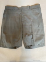 Greg Norman 36 x 9.5&quot; Gray Check Casual Tech Wicking Golf Shorts - $22.99