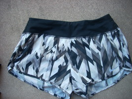 womens running shorts size small Nike dry-fit lined nwot multi color - £17.40 GBP