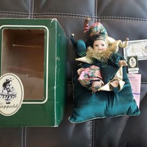 Geppeddo Cuddle Kids Green Jester Pierro Baby Porcelain Doll on Pillow 10L943 - £19.09 GBP