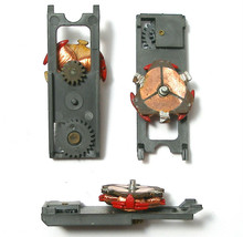 Aurora Afx Magnatraction Ho Slot Car Red Armature Plate +Pinion Gear Used Nice - £6.37 GBP