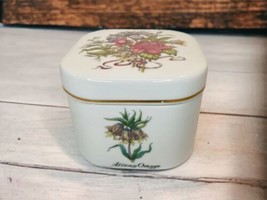 Germaine Monteil Porcelain Dresser Vanity Floral Powder Box w/Cover Japan - £19.45 GBP