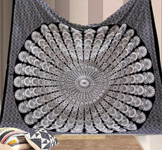 SALE! NWT Large Black/Gray Tapestry 7 X 8 - £18.87 GBP