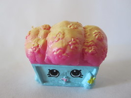 Shopkins: Season 5 figure #5-028 - light blue / pink leaves Winnie Window Box - $5.00