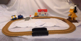 GeoTrax Rail and Road System Cross Valley Junction Playset Retired Hard to find - £14.87 GBP