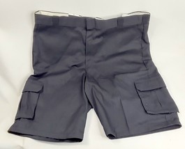 Dickies Cargo Shorts Mens Sz 44 Black Loose Fit Wrinkle Resistant Fabric - £15.04 GBP