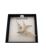 Napier NOS gold tone rhinestone bird in flight brooch NRFP - $34.67 CAD