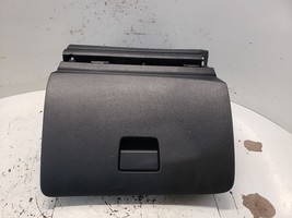 SENTRA    2016 Glove Box 1389927 - $56.31