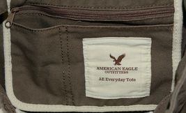 American Eagle Outfitters 7466 AE Everyday Tote Magnetic Closure Color Gray image 5
