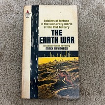 The Earth War Science Fiction Paperback Book by Mack Reynolds Pyramid Books 1963 - £9.53 GBP