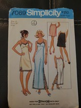 Uncirculated 1975 Simplicity #7069-LADIES (5 Style) Retro Slip Pattern 12 Ff Uc - $12.34