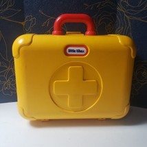 Vintage 1980s Little Tikes Yellow Medical Kit Doctor Case Pretend Play First Aid - £39.46 GBP