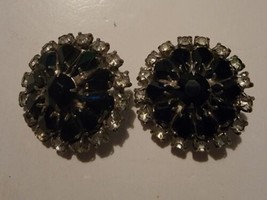 Vintage Rhinestone Clip On Earrings Black And Clear Burst Cluster  - £18.69 GBP