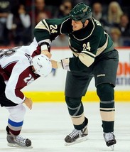 Derek Boogaard 8X10 Photo Hockey Minnesota Wild Picture Fight Nhl - £3.71 GBP