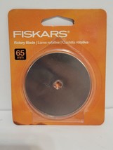 NEW / SEALED Fiskars 65mm Rotary Cutting Blade for Rotary Cutters - $8.90