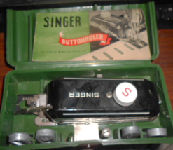 Singer Buttonholer #160506 In Green Case w/Dies Low Shank Works - £15.73 GBP
