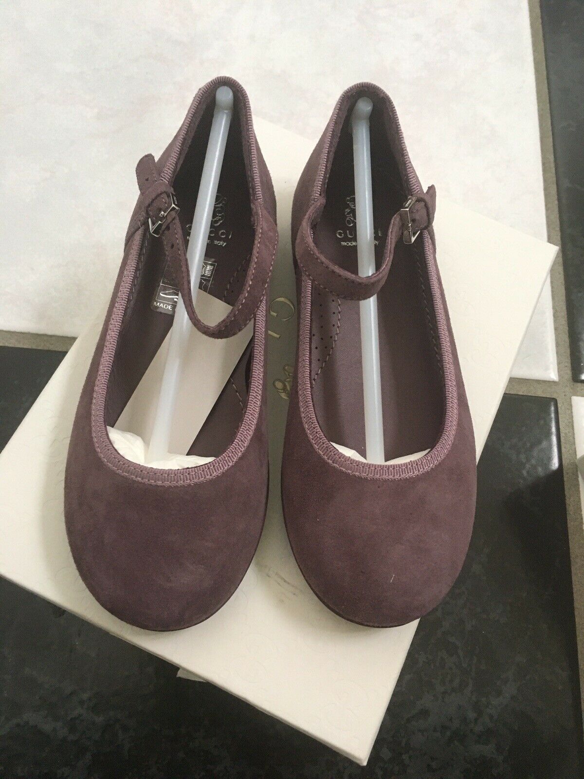 NIB 100% AUTH Gucci Toddler Kids Lilac Suede Mary Jane Flats GG Logo 356098  - $168.00