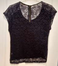 Just Ginger Women’s Size Medium Black Sheer Lace Cap Sleeve Pullover Top - £14.30 GBP