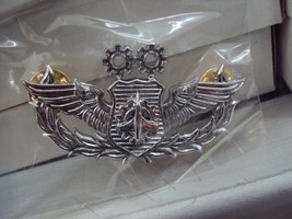 Master Class DEGREE ENGINEER THAI AIR FORCE METAL WING BADGE PIN - $14.00