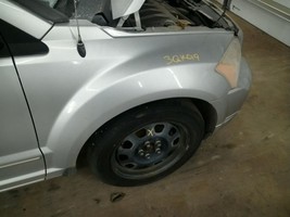Passenger Right Fender Fits 07-12 CALIBER 104713009Color listed in item ... - $1,906.60 MXN