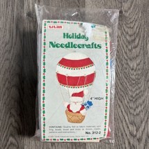 Santa in Hot Air Balloon Titan Holiday Needlecrafts Felt Christmas Ornament Kit - £15.37 GBP