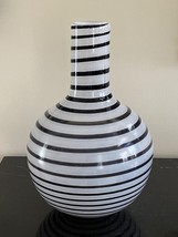 Kosta Boda Artist Collection Mombasa Swirl Vase #49506 Designed by Gunnel Sahlin - £156.99 GBP