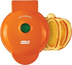 DASH 4 inch Pumpkin Mini Waffle Maker in Orange - £9.75 GBP