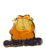 Vintage Garfield Character Lapel Pin rare 1980s - $13.58 CAD