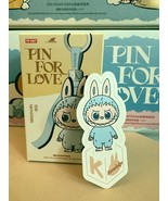 LETTER K THE MONSTERS Pin for Love Series-Vinyl Plush Pendant ✅IN STOCK ✅ - €34,23 EUR