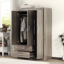 Gray 3-Door Wardrobe w/ 2 Drawers - Wood Grain - $8,110.23 MXN