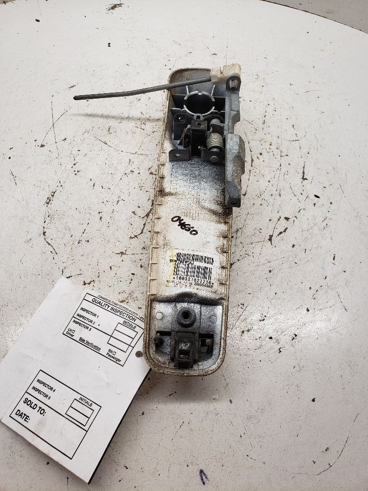 Door Handle Exterior Door Front Driver Left Fits 05-10 GRAND CHEROKEE 1358075... Item image 6