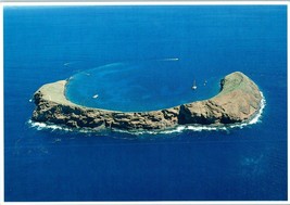 Aerial View Molokini Island Hawaii Postcard - £5.69 GBP