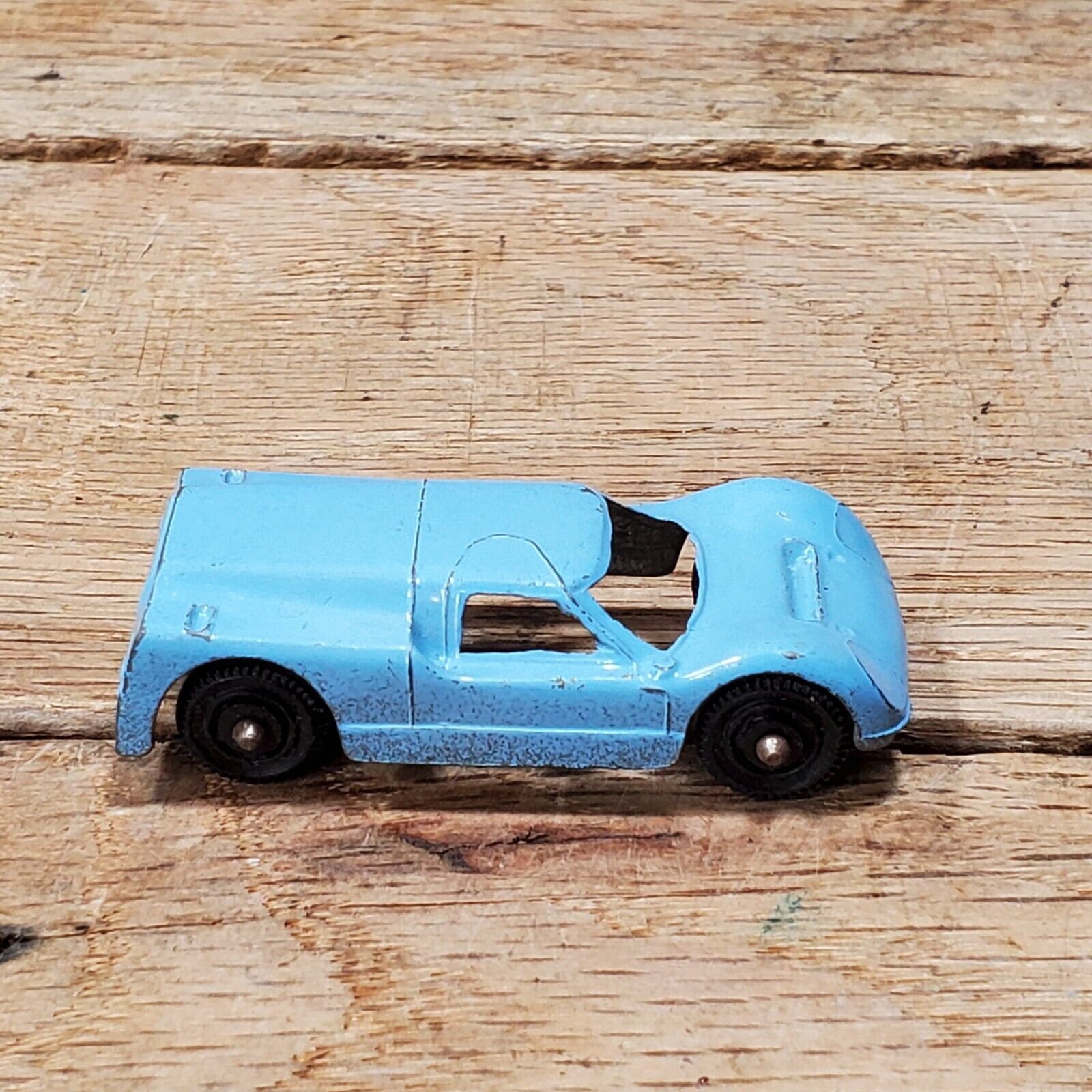 TOOTSIETOY Vintage 1969 FORD G.T. GT 2-1/8" Diecast Metal, Blue Toy Car - $3.91