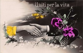 UNITI PER LA VITA UNITED FOR LIFE ROMANCE POSTCARD 1910s MAN WOMAN HOLDI... - $11.26