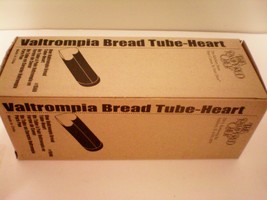 The Pampered Chef Valtrompia Bread Tube - Heart - $18.12