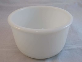 DORMEYER MIXING BOWL 6.5&quot; by 4&quot;Tall MILK GLASS Bowl CLEAN! - €10,23 EUR