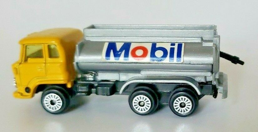 Vintage Mobil Gas Tanker Truck Zylmex P309  PB32 - £18.92 GBP