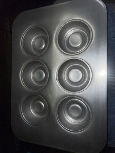 Vintage Heavy Duty 6 Cup Aluminum Popover Pan. Unmarked But Quality Product - £14.93 GBP