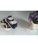 Baby Deer Navy Linen Soft Sole Sandal with Flower Baby Size 4 - $13.70 CAD