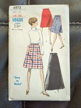 Vintage VOGUE Sewing Pattern 6973  SKIRT Size: 25/34 CUT COMPLETE - $14.24