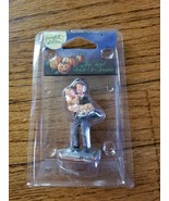 Lemax Spooky Town / Pumkpin Hollow Tired Trick or Treater, Figurine #023... - £9.37 GBP